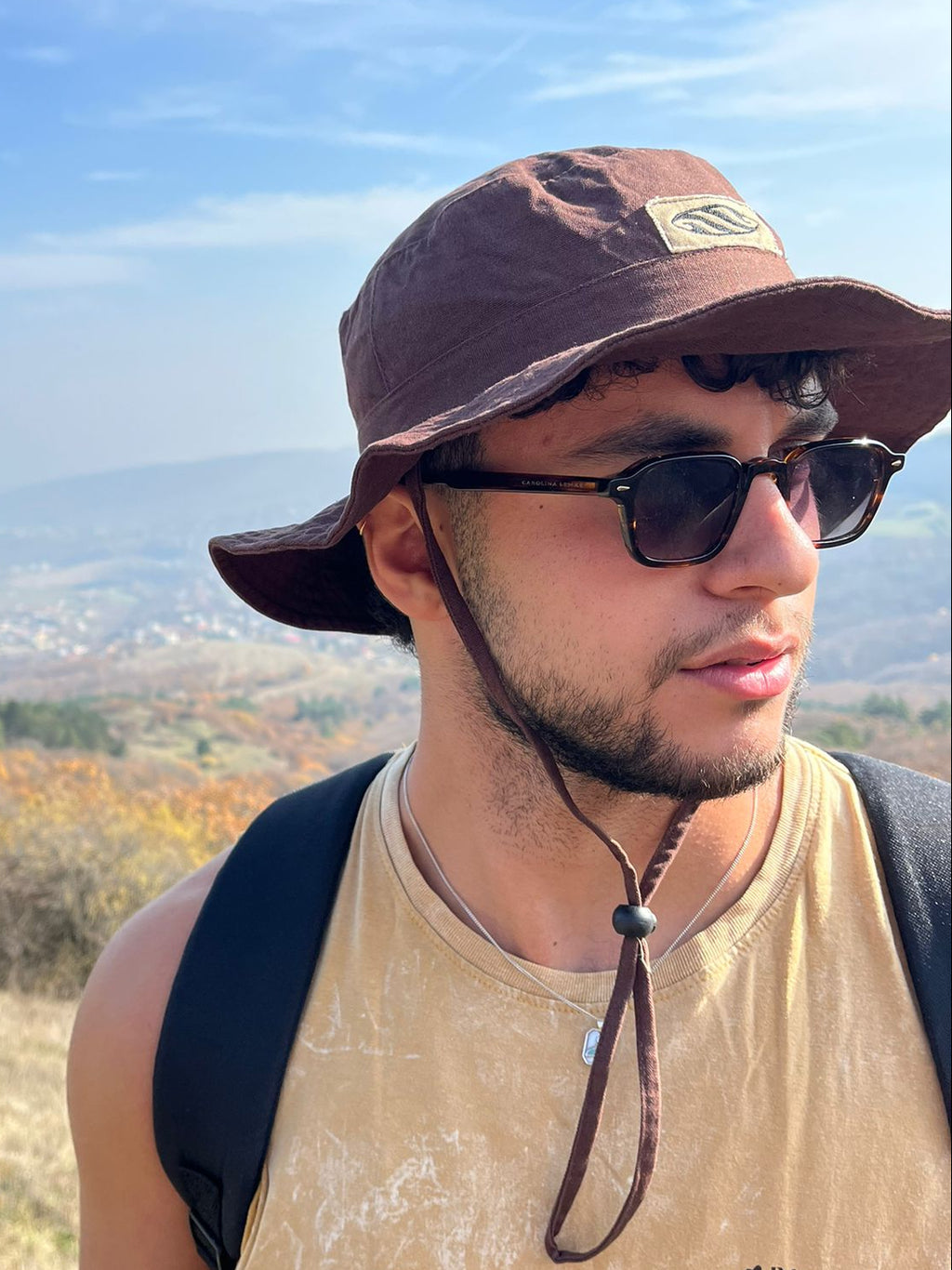 כובע טיולים